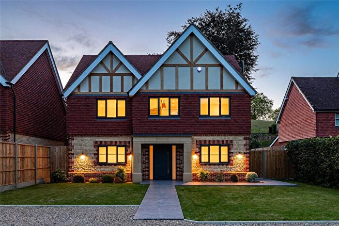 4 Bedroom Detached House For Sale In Peaslake Lane, Peaslake, Guildford, Surrey, GU5