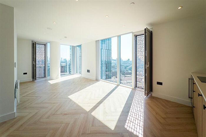 2 Bedroom Apartment To Rent In Colliers Yard, M3