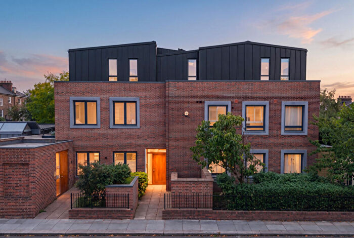 1 Bedroom Apartment For Sale In Ashby Road, London, SE4
