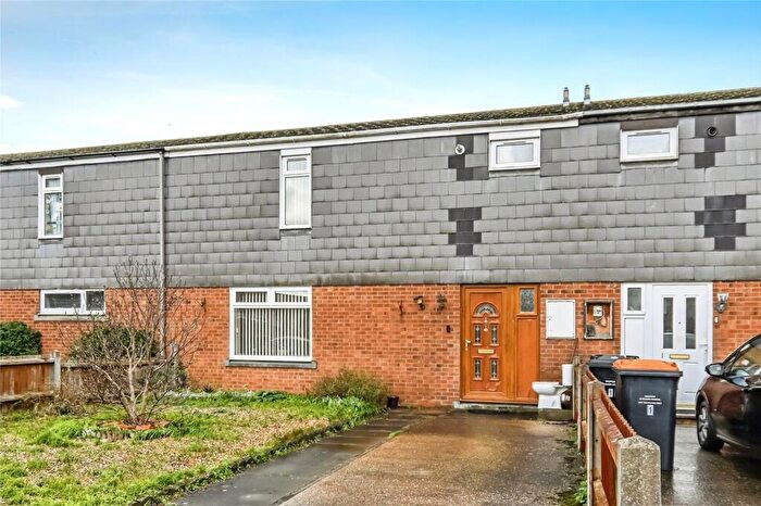 3 Bedroom Terraced House For Sale In Proctor Close, Kempston, Bedford, Bedfordshire, MK42