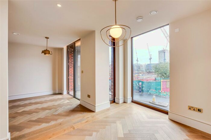 1 Bedroom Flat To Rent In Bronze Foundry House, Edith Row, SW6