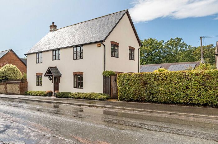 3 Bedroom Country House For Sale In The Street, East Knoyle, Salisbury, Wiltshire, SP3