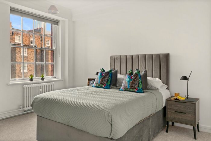 1 Bedroom Flat To Rent In Howard House, Dolphin Square, Chichester Street, London, SW1V