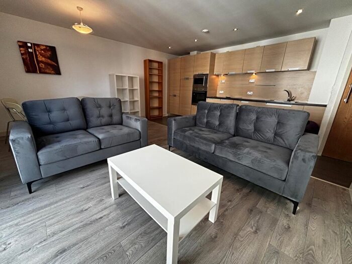 2 Bedroom Flat To Rent In BartonPlace, Hornbeam Way, M4