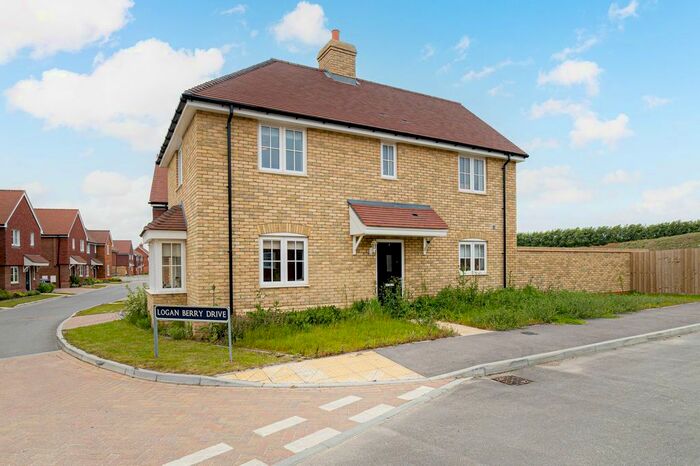 3 Bedroom Detached House For Sale In Loganberry Drive, Faversham, ME13