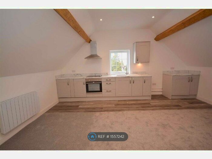 1 Bedroom Flat To Rent In Station Road, Hatton, DE65