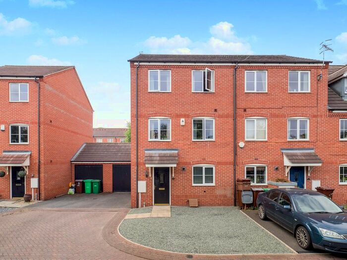 4 Bedroom Property To Rent In Potters Hollow, Bulwell, Nottingham, NG6