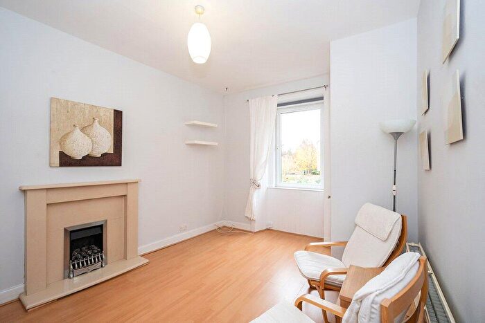 1 Bedroom Flat To Rent In Easter Road, Leith, Edinburgh, EH6