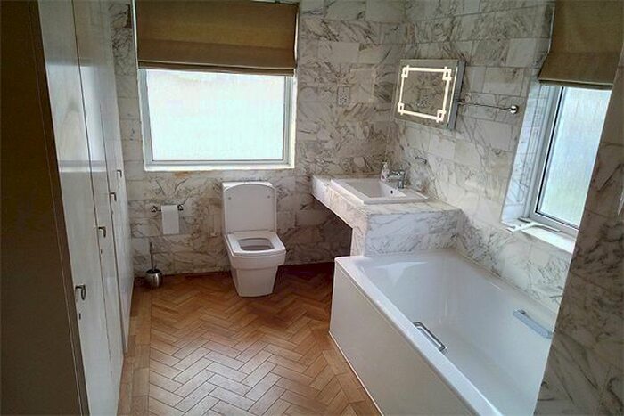 2 Bedroom Semi-Detached House To Rent In Canberra Road, London, SE7