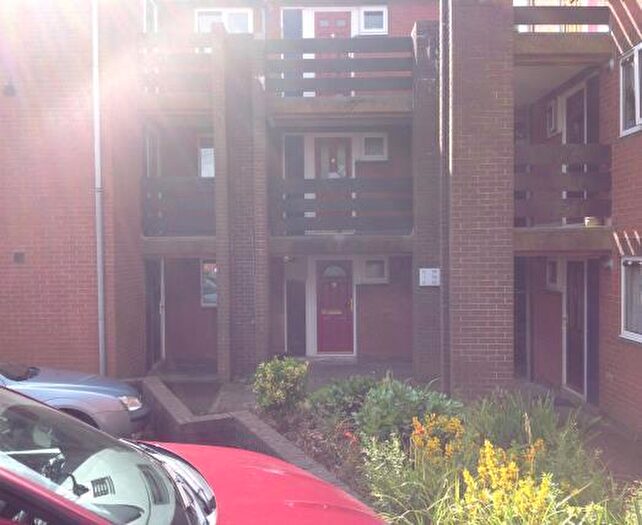 1 Bedroom Flat To Rent In The Paddock, Preston, Lancashire, PR2