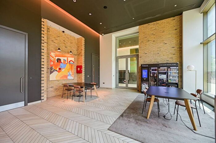 4 Bedroom Flat To Rent In Laurel Point, East Village, Stratford, London, E20