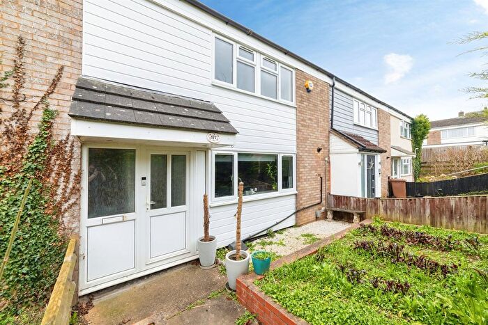 3 Bedroom Terraced House For Sale In Archer Road, Stevenage, SG1