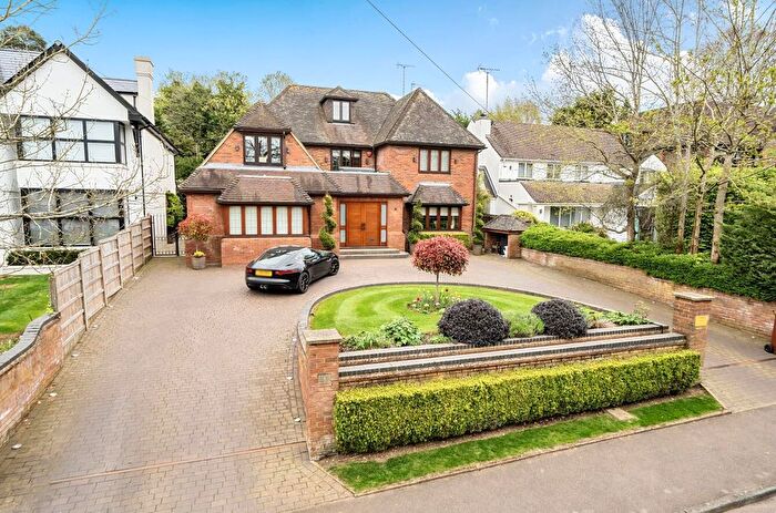5 Bedroom Detached House For Sale In Prowse Avenue, Bushey Heath, WD23