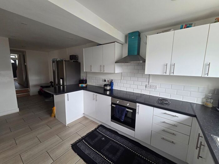4 Bedroom Terraced House To Rent In Hanover Street, Swansea, SA1