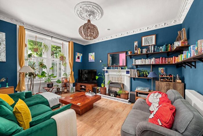 2 Bedroom Flat For Sale In A Seafield Road, Dundee, DD1