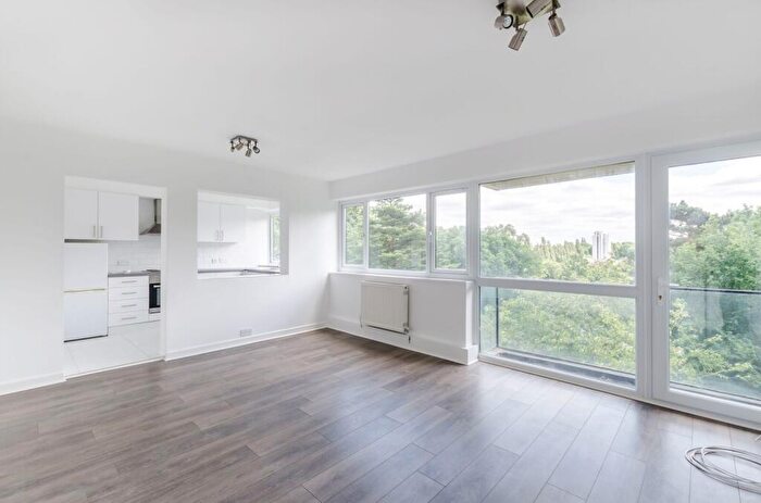 1 Bedroom Flat To Rent In Shepherds Hill, Highgate, London, N6