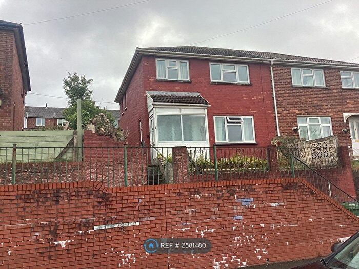 3 Bedroom Semi-Detached House To Rent In Hodges Crescent, Pengam, Blackwood, NP12