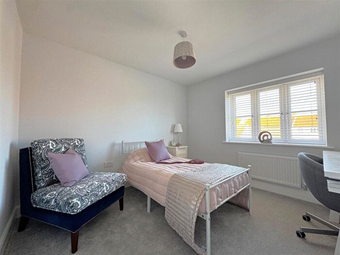 4 Bedroom Detached House For Sale In Grace Green, Chesil Reach, Chickerell, DT3