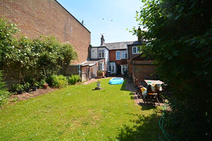 2 Bedroom End Of Terrace House To Rent In Broad Street, Chesham, HP5