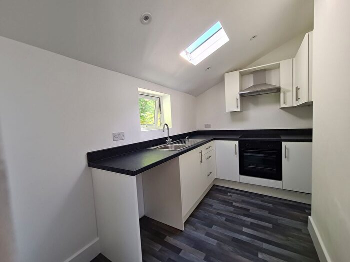 1 Bedroom Flat To Rent In Gordon Road, Chatham, ME4