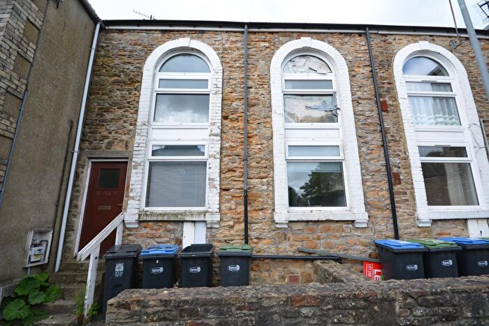 1 Bedroom Flat To Rent In Moravian Street, Crook, DL15