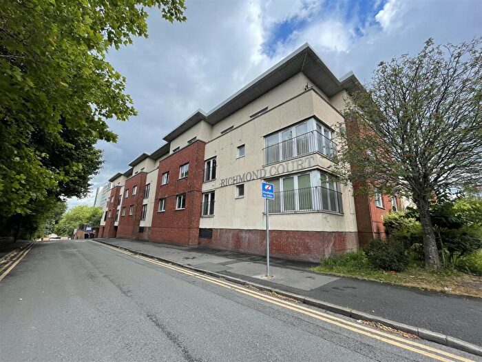 1 Bedroom Flat To Rent In Richmond Court, North George Street, Salford, M3