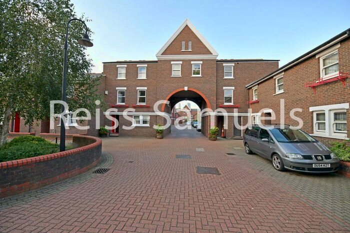 5 Bedroom Town House To Rent In Lockesfield Place, Isle Of Dogs, Greenwich, Docklands, London, E14