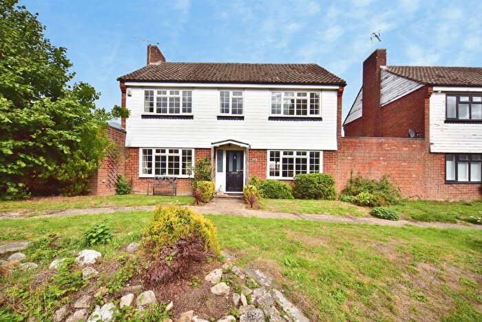 4 Bedroom Detached House For Sale In The Street, Mereworth, Maidstone, ME18