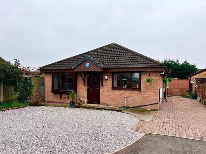 2 Bedroom Detached Bungalow For Sale In Stonegate Close, Blaxton, Doncaster, DN9
