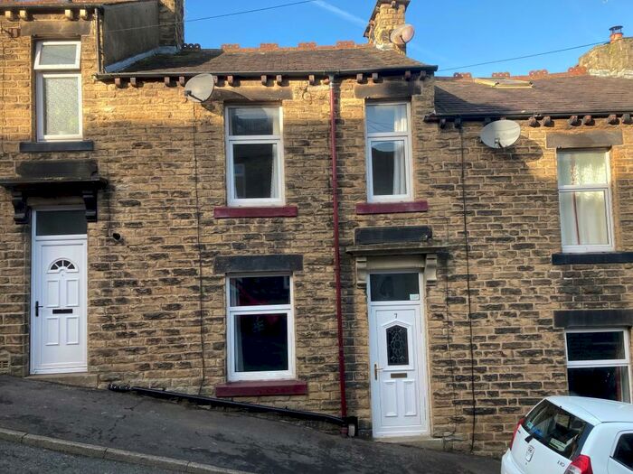 2 Bedroom Terraced House To Rent In Cromwell Street, Skipton, BD23
