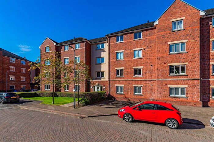 2 Bedroom Flat For Sale In Clos Dewi Sant, Canton, Cardiff, CF11