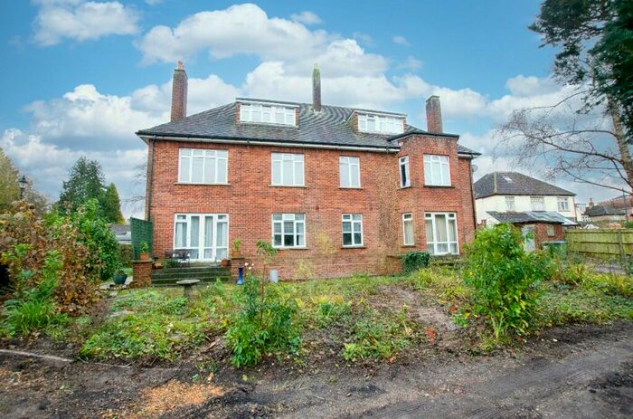 2 Bedroom Apartment To Rent In Northlands Road, Southampton, Hampshire, SO15