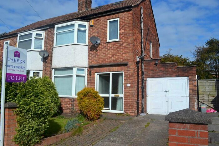 3 Bedroom Semi-Detached House To Rent In Hillside Close, Billinge, Wigan, WN5