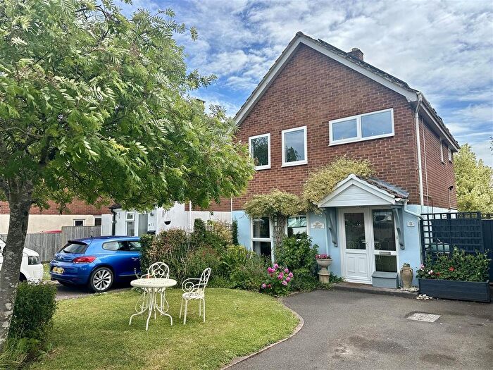 3 Bedroom Detached House For Sale In Birchwood Road, Woolaston, Lydney, GL15