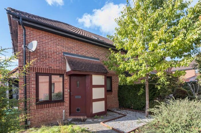 1 Bedroom Terraced House To Rent In Cullerne Close, Abingdon, OX14