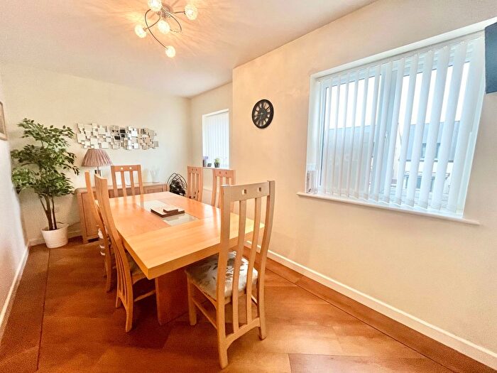 3 Bedroom Terraced House For Sale In Meadowsweet Lane, Paignton, TQ4