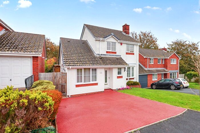 3 Bedroom Detached House For Sale In Holtwood Drive, Ivybridge, Devon, PL21