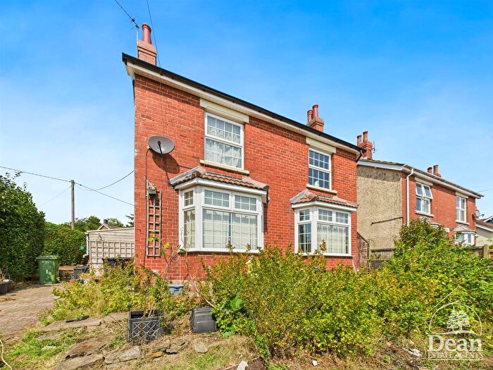 2 Bedroom Detached House For Sale In Slade Road, Yorkley, Lydney, GL15