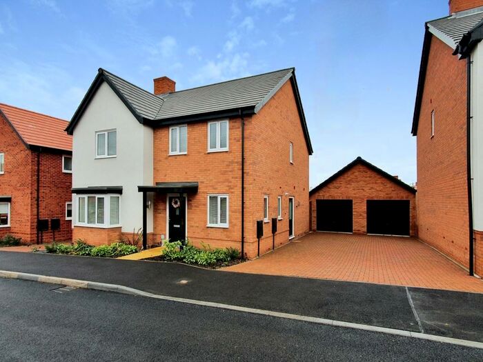 4 Bedroom Detached House For Sale In Riley Drive, Ibstock, LE67
