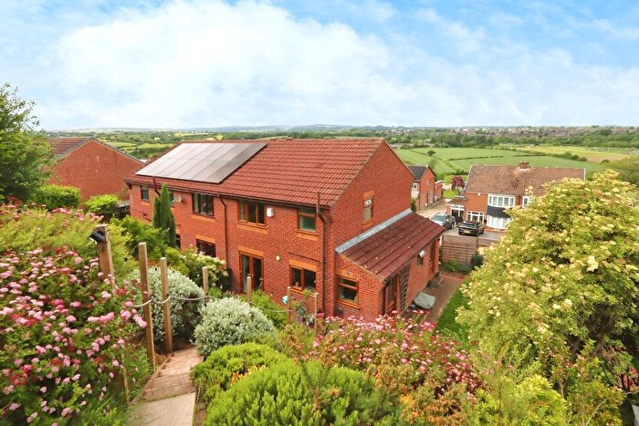 3 Bedroom Semi-Detached House For Sale In Holmley Lane, Dronfield, Derbyshire, S18