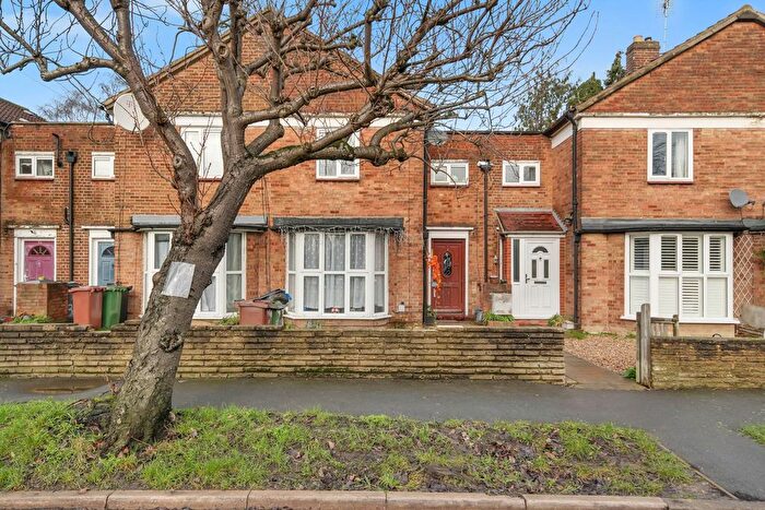 2 Bedroom Property For Sale In Mcentee Avenus, Walthamstow, E17