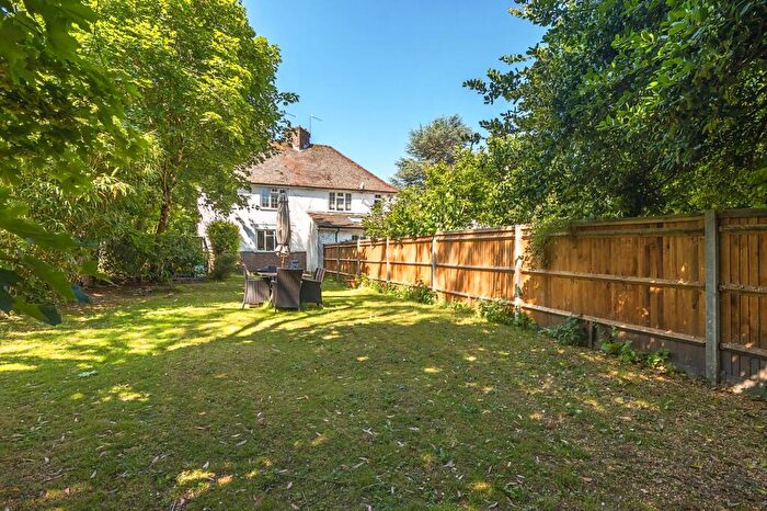 3 Bedroom Semi-Detached House For Sale In Whitmore Vale Road, Grayshott, GU26