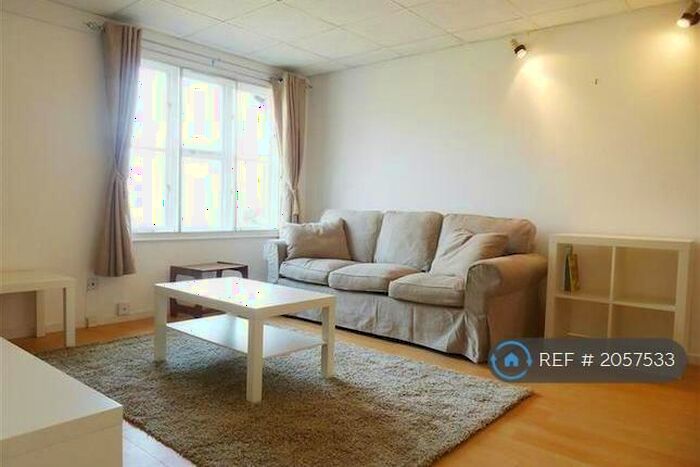 1 Bedroom Maisonette To Rent In Westcott Road, London, SE17