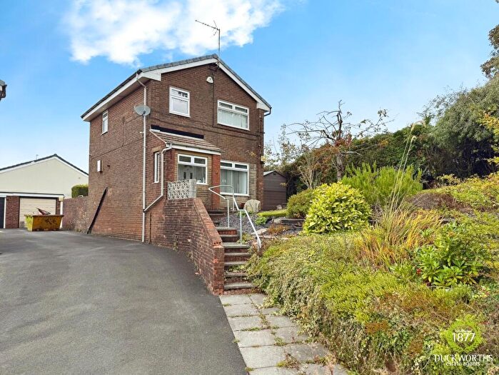 3 Bedroom Detached House For Sale In St. Johns Close, Accrington, BB5