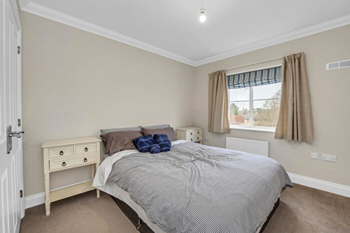 4 Bedroom Town House To Rent In East Close, Bury St Edmunds, IP33