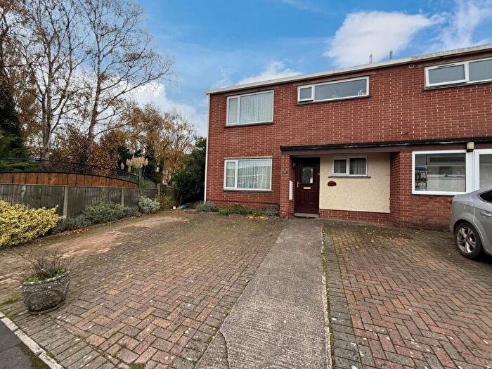 3 Bedroom Semi Detached House For Sale In Friendship Road, Nailsea, North Somerset, BS48