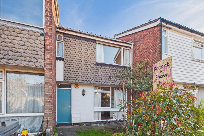 3 Bedroom Terraced House For Sale In Manhattan Drive, Cambridge, CB4