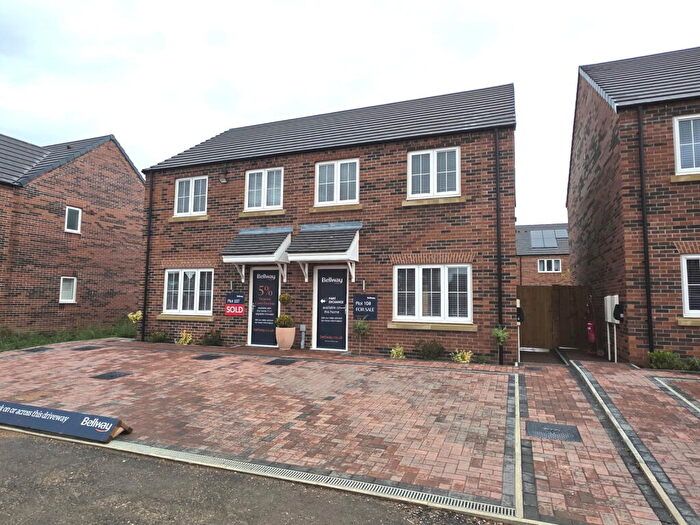 3 Bedroom Semi-Detached House For Sale In Crisp Avenue, Beverley, HU17