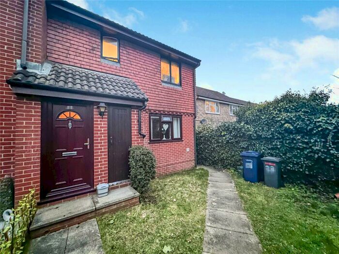 1 Bedroom Maisonette To Rent In Ladycross, Milford, Godalming, Surrey, GU8