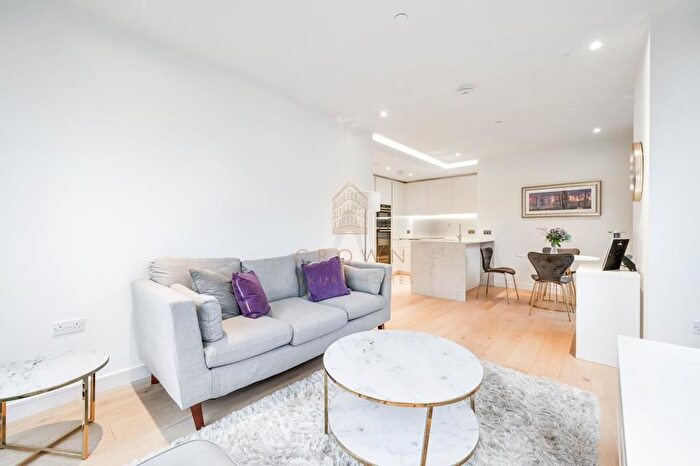 2 Bedroom Flat To Rent In Hampton Tower, Canary Wharf, E14